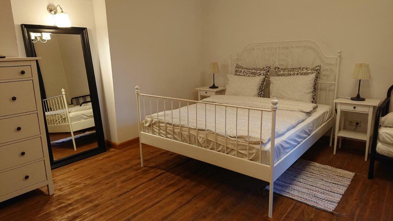 Apartamenty Przy Stonehenge Sosnowiec Esterno foto