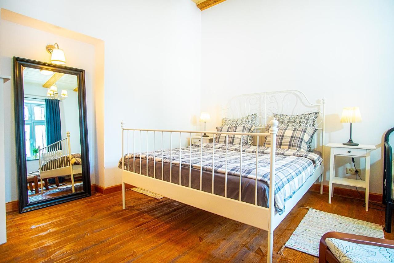Apartamenty Przy Stonehenge Sosnowiec Esterno foto